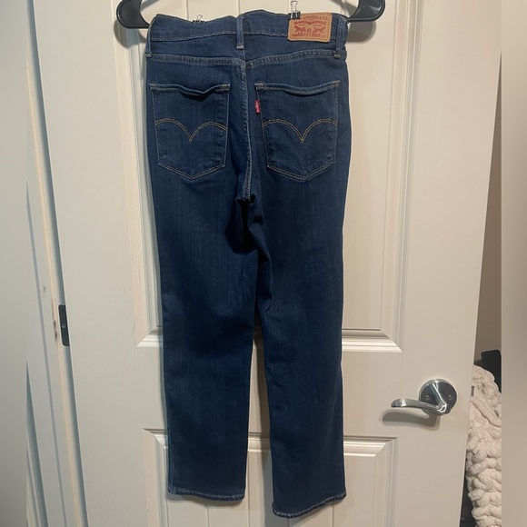 High Rise Straight Crop - Picture 3 of 4